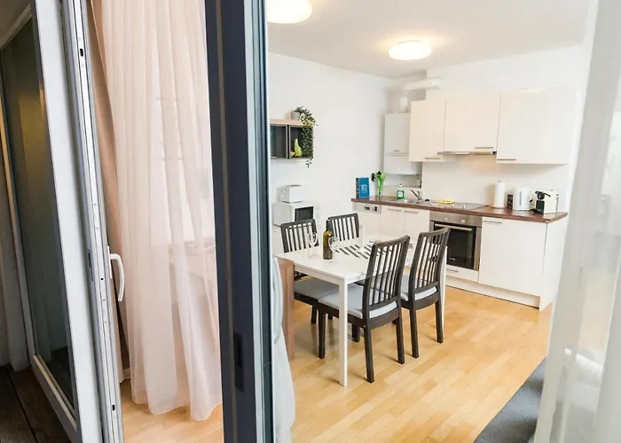 Balcony Dream Mariahilf Апартаменти